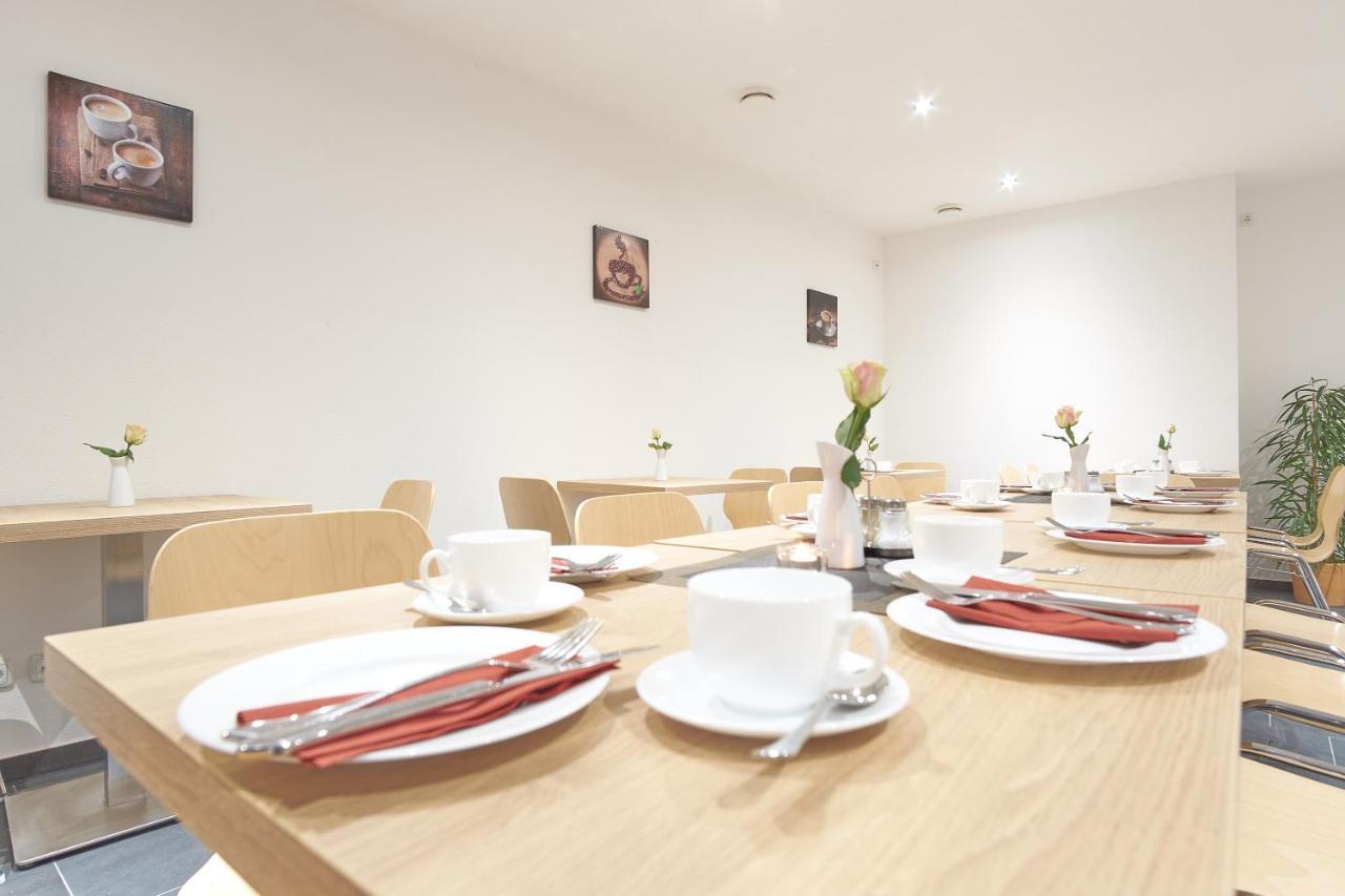 Zur Friedenseiche Bed & Breakfast Aichach Exterior foto