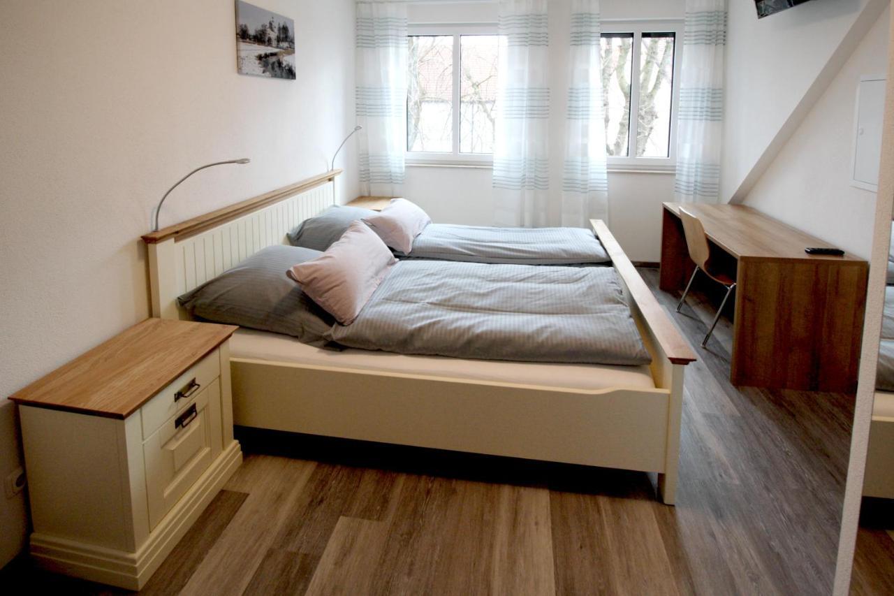 Zur Friedenseiche Bed & Breakfast Aichach Exterior foto